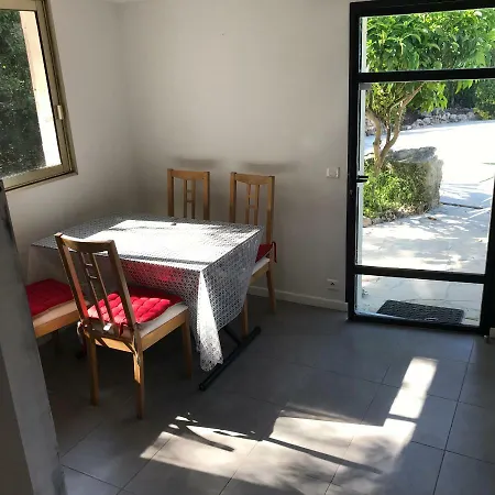 Petite Maison D'amis